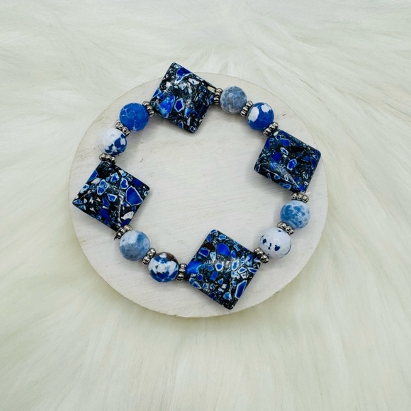 Square Beaded Geometric Unique Design Bracelet - Picture 1 of 5